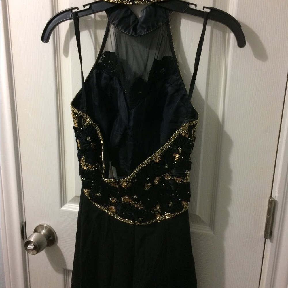 Alyce Black and Gold beaded Elegant evening dress - Picture 4 of 8